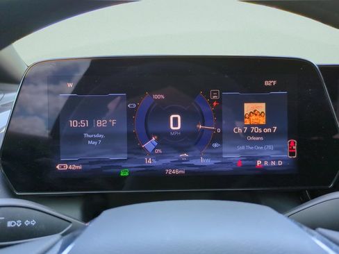 Used 2026 Chevrolet Equinox EV LT FWD image 21