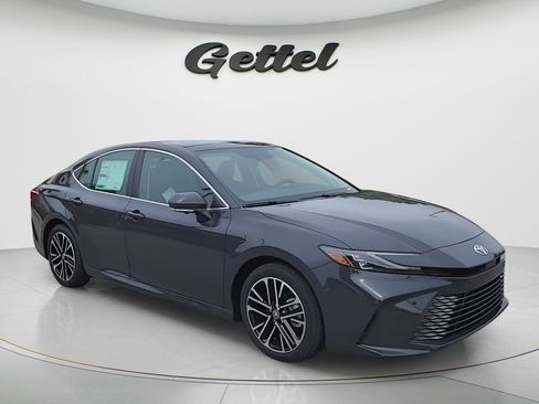 New 2026 Toyota Camry XLE image 7