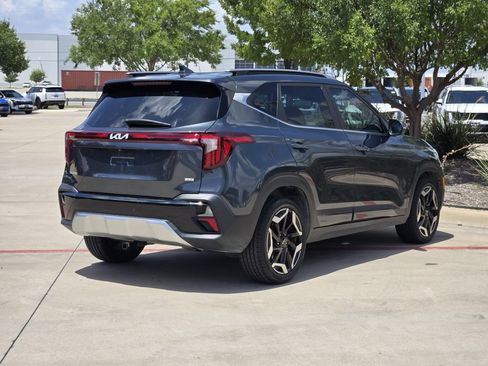 Used 2024 Kia Seltos SX w/ SX Sunroof Package AWD/4WD image 4