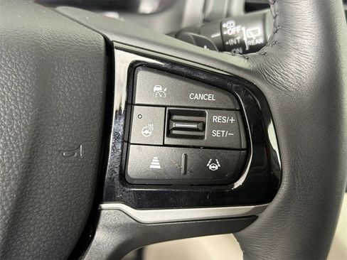 Used 2025 Honda Odyssey Elite image 27