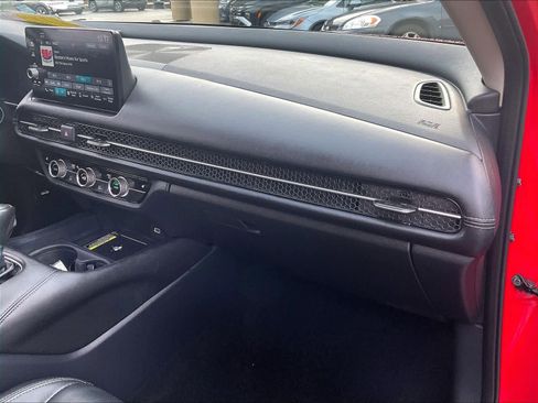 Used 2024 Honda HR-V EX-L image 13