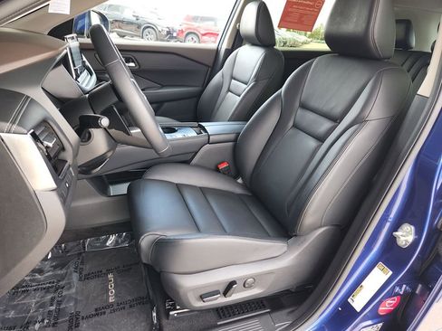 Used 2023 Nissan Rogue SL image 12