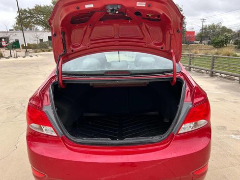 Used 2016 Hyundai Accent SE image 32