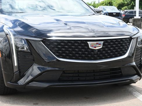 Used 2025 Cadillac CT5 Premium Luxury RWD image 28