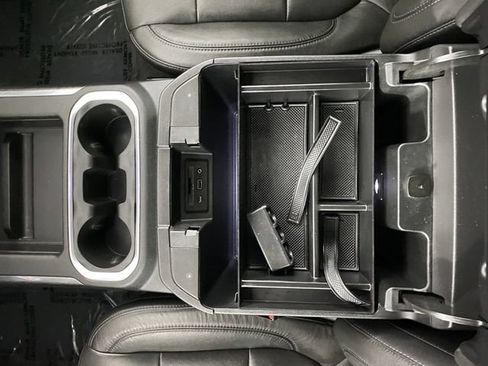 Certified 2019 Chevrolet Silverado 1500 LTZ w/ LTZ Plus Package AWD/4WD image 24