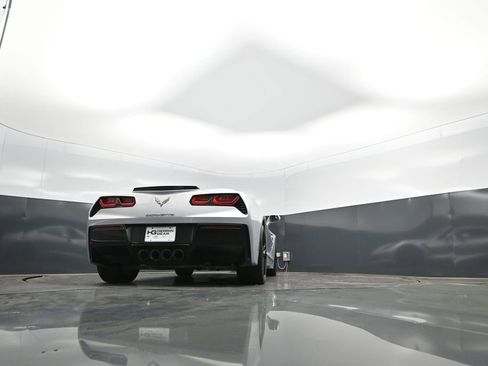 Used 2019 Chevrolet Corvette Stingray Coupe w/ 1LT image 40