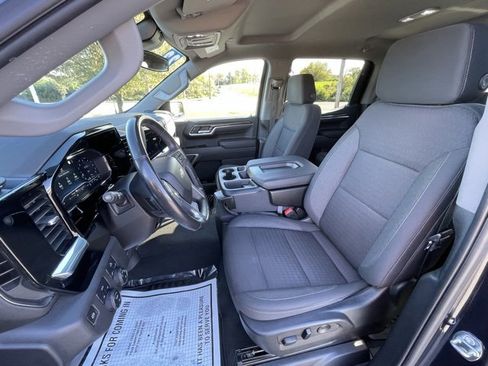 Certified 2022 Chevrolet Silverado 1500 LT image 24