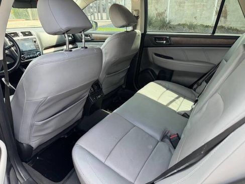 Used 2018 Subaru Outback 2.5i Limited image 35