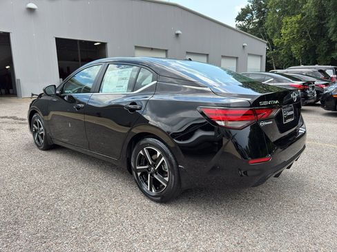New 2025 Nissan Sentra SV w/ Trunk Package image 10