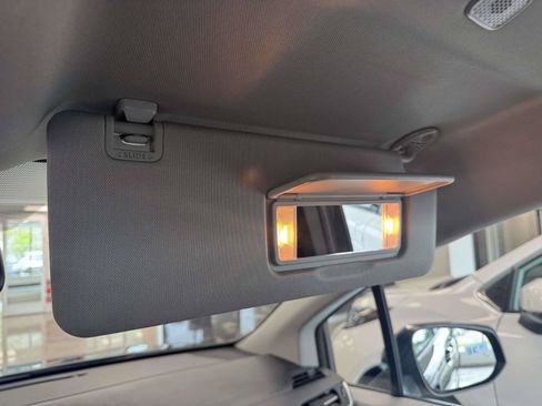 Used 2026 Toyota Sienna LE FWD image 29