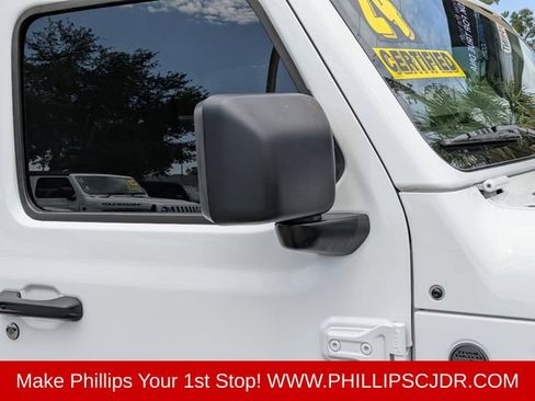 Used 2024 Jeep Wrangler Unlimited Sport AWD/4WD image 11