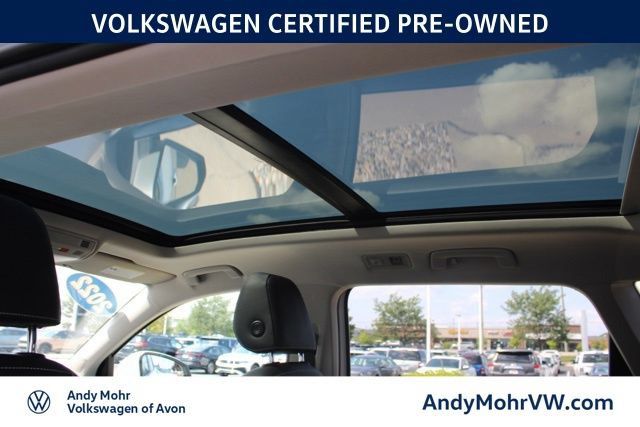 Used 2022 Volkswagen Taos SE w/ Panoramic Sunroof Package AWD/4WD image 28