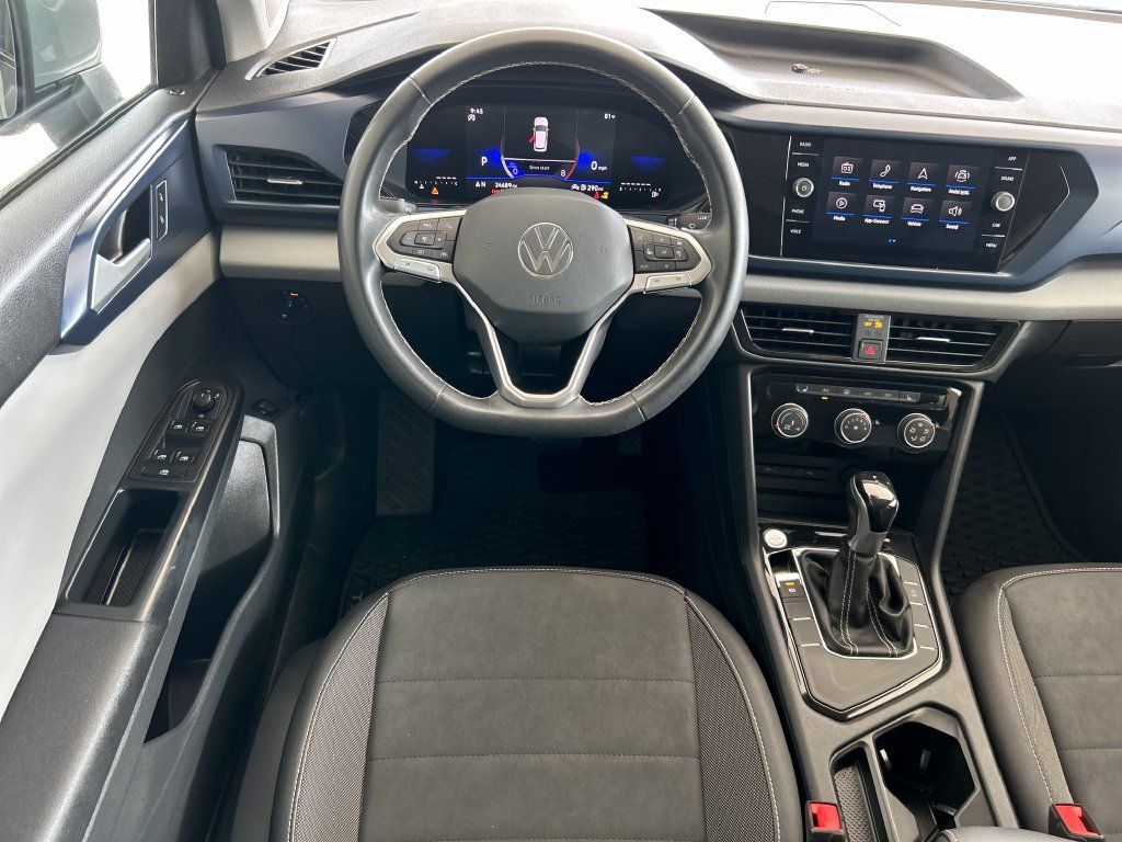 Certified 2023 Volkswagen Taos SE FWD image 34