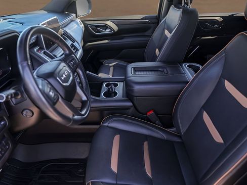 Used 2022 GMC Yukon AT4 image 9