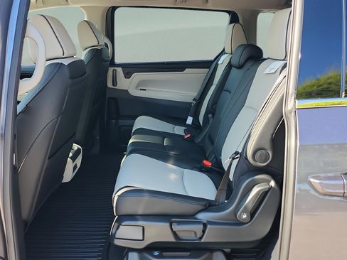 New 2026 Honda Odyssey Elite image 11