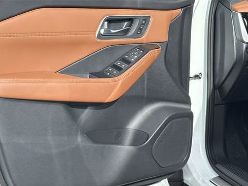 New 2026 Nissan Rogue Platinum AWD/4WD image 23