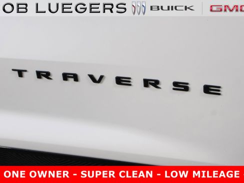 Certified 2024 Chevrolet Traverse RS image 3