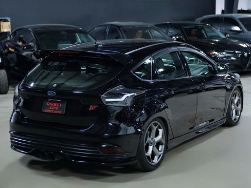 Used 2018 Ford Focus ST image 11