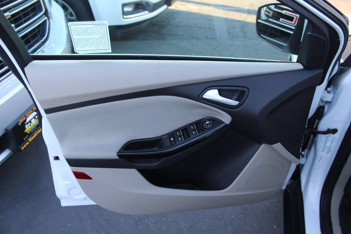 Used 2014 Ford Focus Electric Hatchback FWD image 15