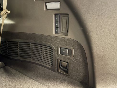 Used 2021 Lincoln Aviator Reserve w/ Equipment Group 202A image 27