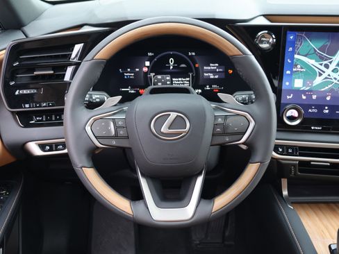 Used 2025 Lexus RX 350 image 18