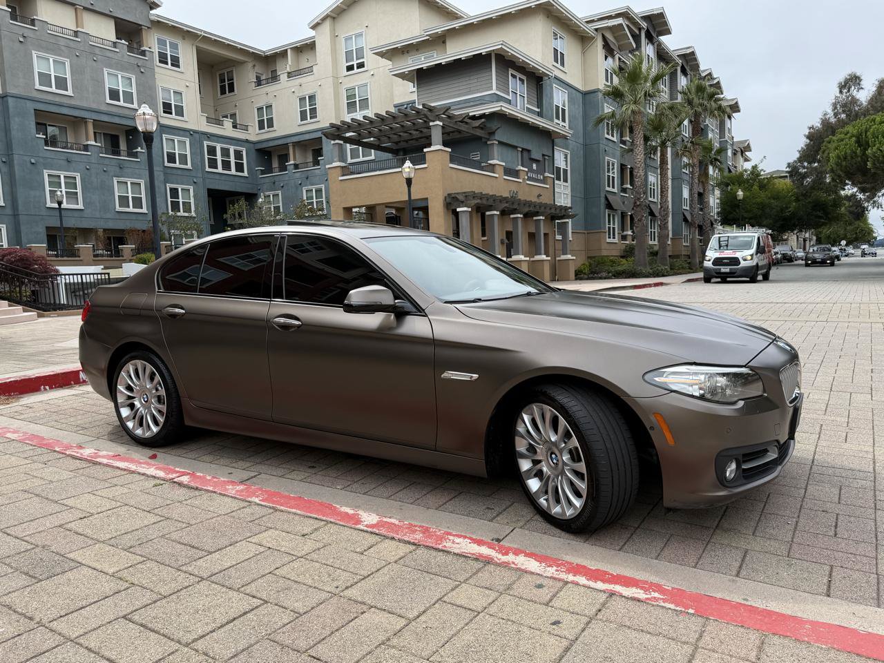 Used 2015 BMW 550i Sedan RWD image 16