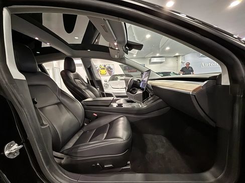 Used 2021 Tesla Model 3 Standard Range RWD image 19