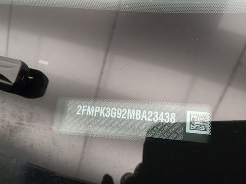 Used 2021 Ford Edge SE w/ Cargo Accessory Package FWD image 33