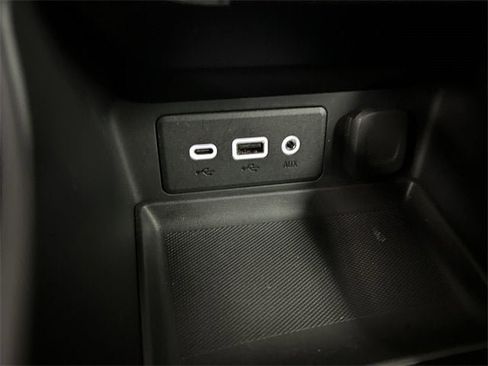 Certified 2024 GMC Terrain SLE image 34