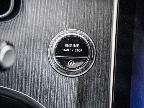Certified 2026 Mercedes-Benz C 300 4MATIC Sedan image 20