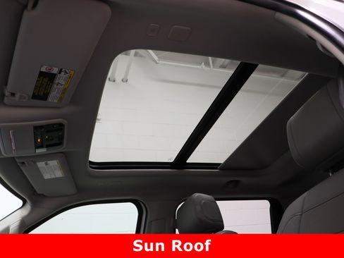 Used 2023 Toyota Tundra Limited image 29