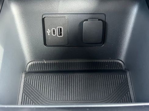 New 2026 Ford Explorer Active w/ Active Comfort Package image 31