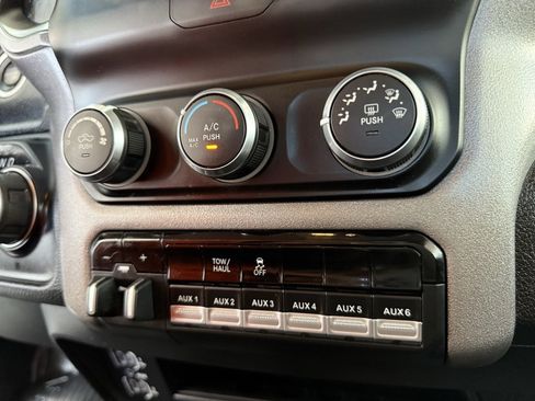 Used 2019 RAM 3500 Tradesman image 36