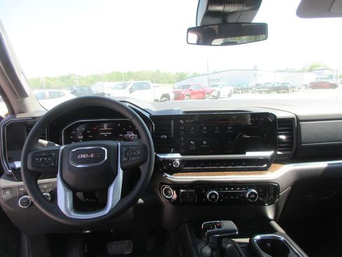 New 2026 GMC Sierra 1500 Elevation AWD/4WD image 16
