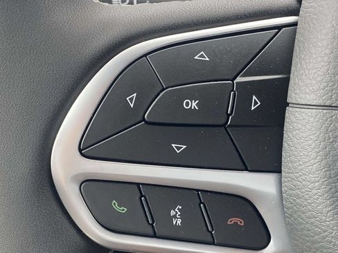 New 2027 Chrysler Pacifica Select FWD image 53