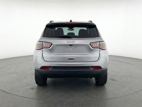 Used 2025 Jeep Compass Limited AWD/4WD image 7