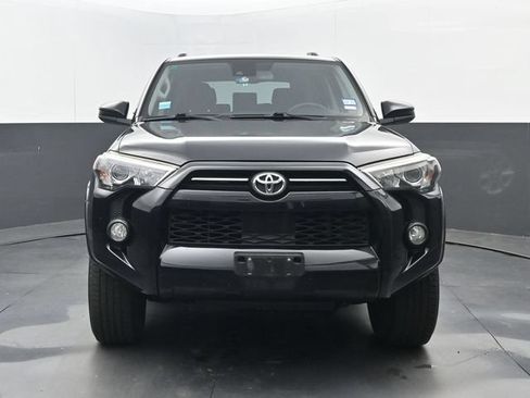 Used 2020 Toyota 4Runner SR5 AWD/4WD image 5