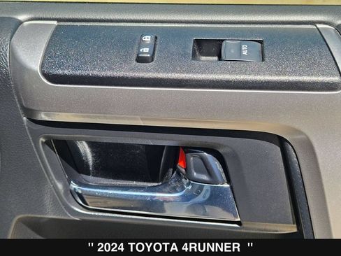 Used 2024 Toyota 4Runner Limited AWD/4WD image 32