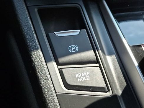 Certified 2020 Honda CR-V LX image 24