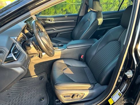 Certified 2023 Toyota Camry SE FWD image 15