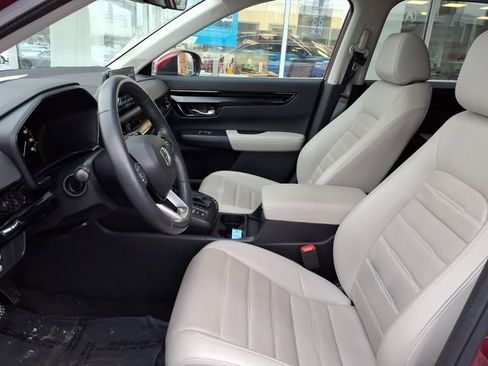 Used 2024 Honda CR-V EX-L image 3