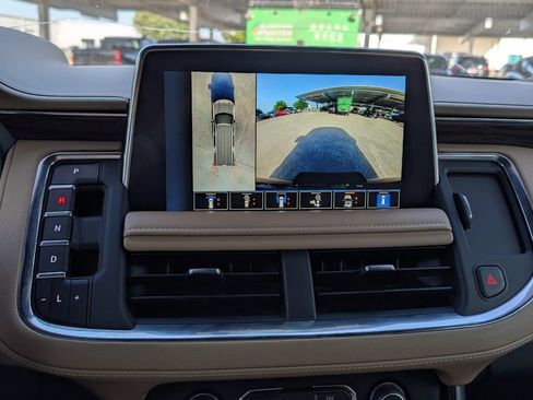 Certified 2023 Chevrolet Tahoe Premier AWD/4WD image 9