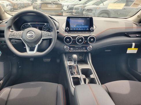 New 2025 Nissan Sentra SR w/ Midnight Edition image 12