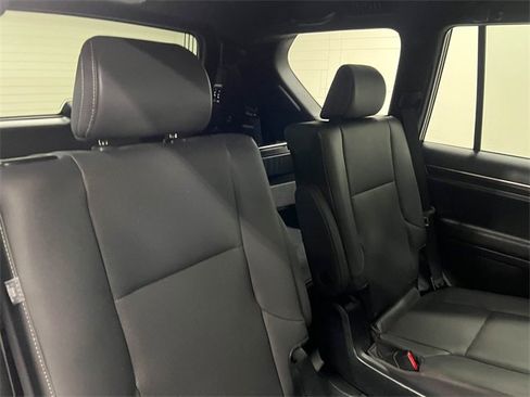 Certified 2023 Lexus GX 460 Premium image 13