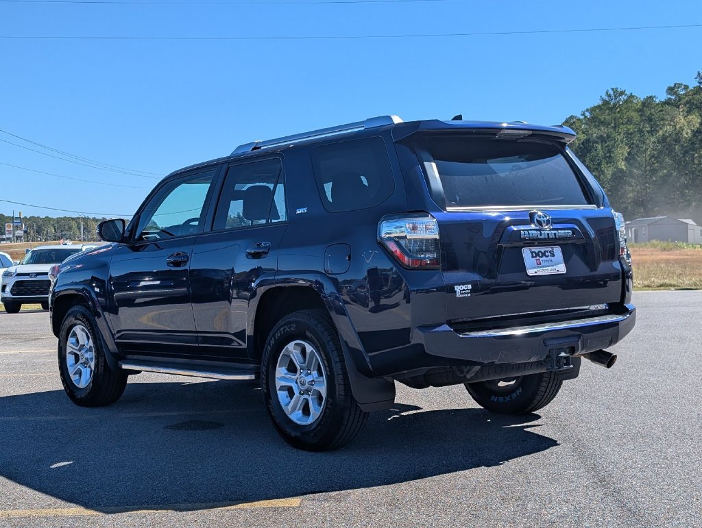 Used 2018 Toyota 4Runner SR5 Premium RWD image 3