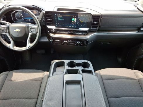 Used 2025 Chevrolet Silverado 1500 LT AWD/4WD image 11