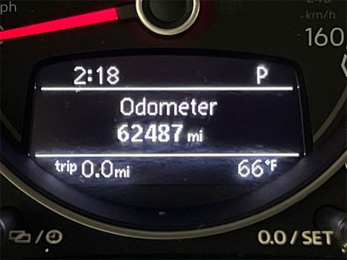 Used 2019 Volkswagen Beetle 2.0T S image 18