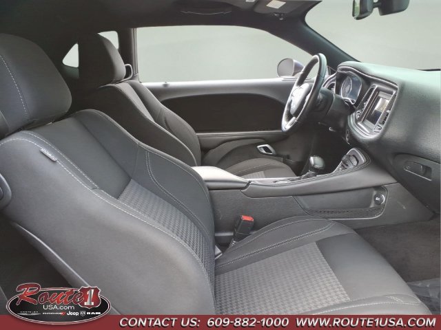 Used 2018 Dodge Challenger R/T RWD image 14