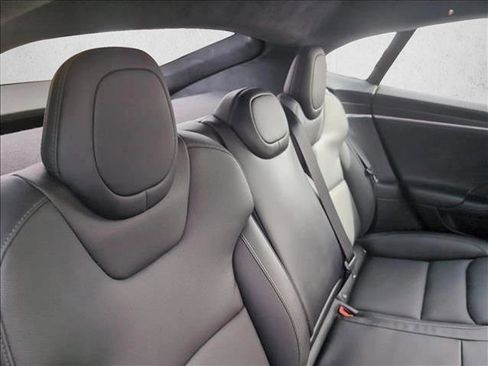 Used 2021 Tesla Model S Plaid image 21