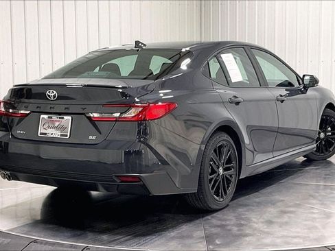Used 2026 Toyota Camry SE w/ Multimedia Upgrade Package FWD image 13